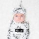 Σετ δώρου για νεογέννητο Lulujo Hello World black floral στο Bebe Maison