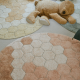 Χαλί δωματίου στρόγγυλο Lorena Canals Round Honeycomb Rose 140 εκ. στο Bebe Maison